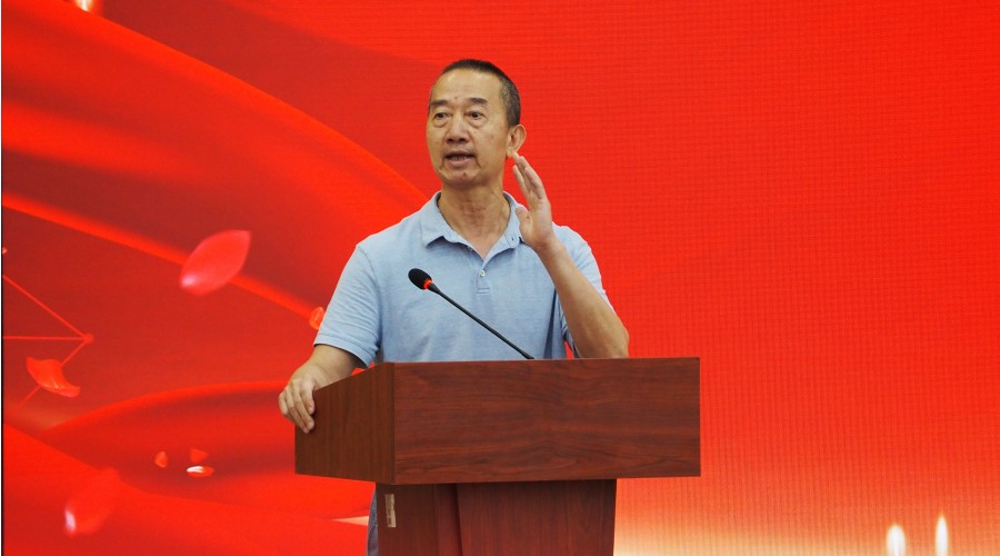 林钰源院长讲话.JPG